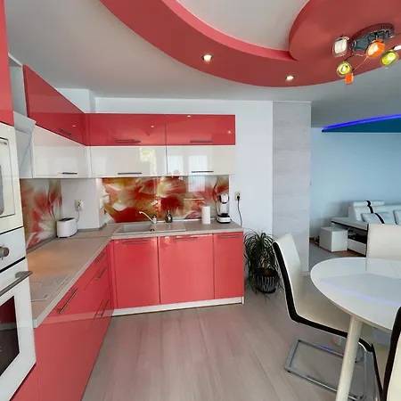 Sunny 2-bedrooms Appartamento *