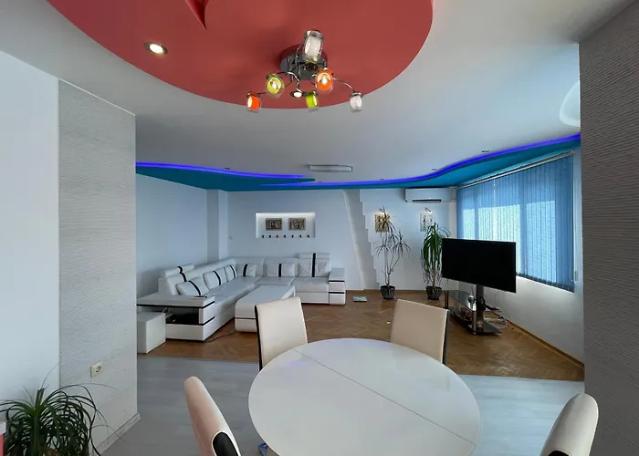 Apartment Sunny 2-bedrooms *