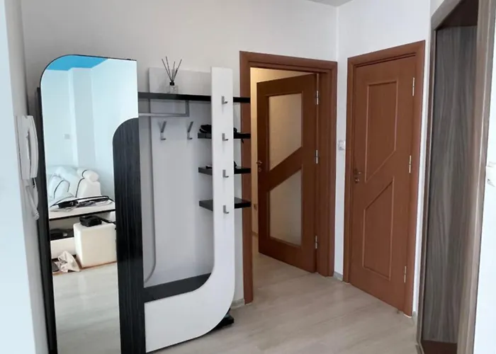 Sunny 2-bedrooms فارنا