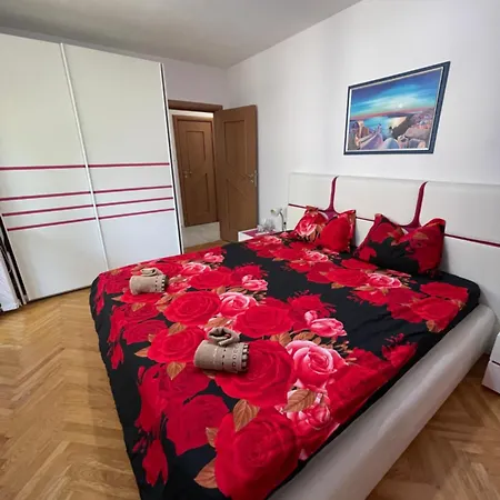 Apartment Sunny 2-bedrooms