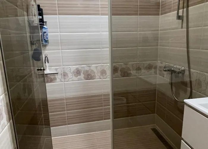 Sunny 2-bedrooms Apartment